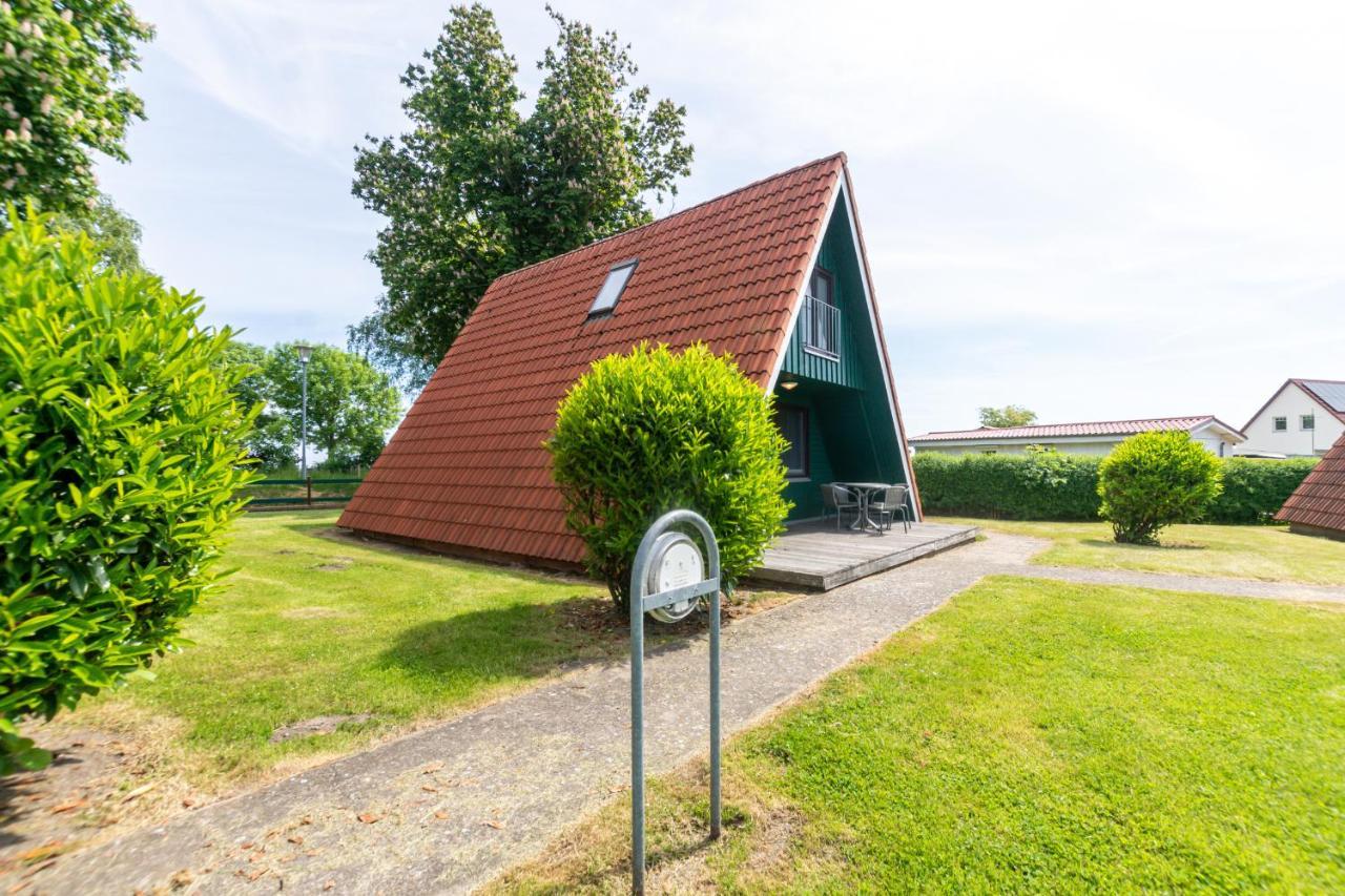 An Der Steilkueste Finnhuette 02 Boltenhagen  Luaran gambar